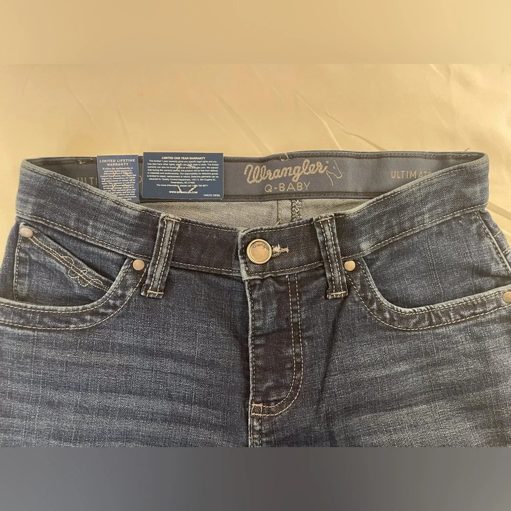 Wrangler Q-Baby Riding Jeans Size 28/5 x 32